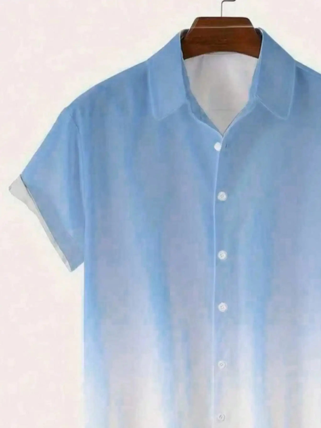 Men's Light Blue Ombre Short Sleeve Button-Down Shirt for Summer Vacation