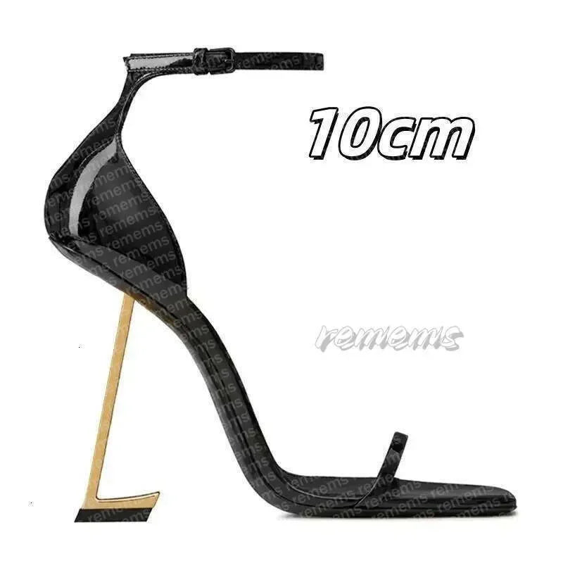 Designers' high heels, women's fishmouth, thin slippers, letters and empty high-heeled sandals, pointed shoes. size 35-41 000