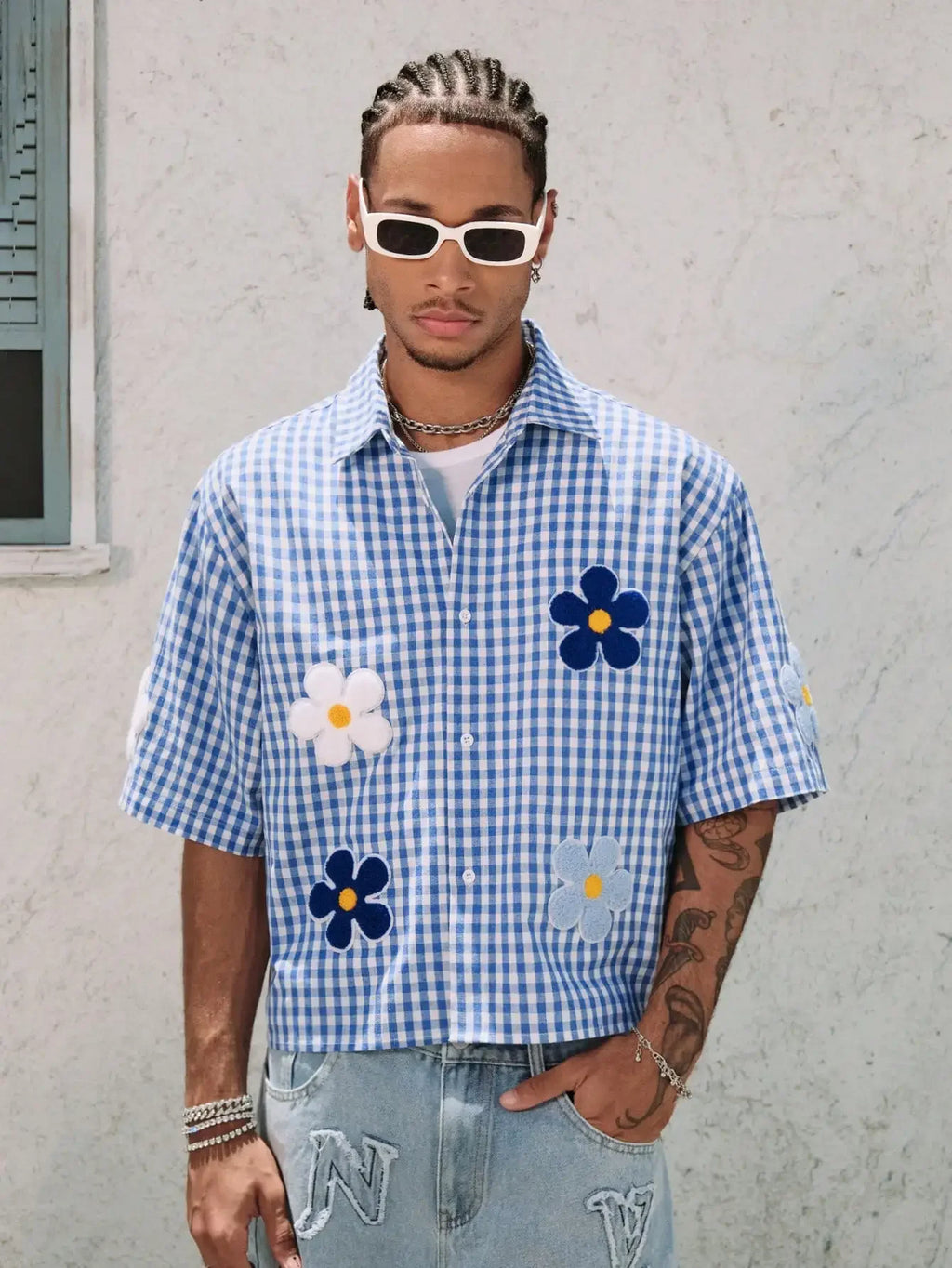 Men's Blue White Gingham Short Sleeve Shirt with 3D Floral Appliqué, Casual Summer Wear