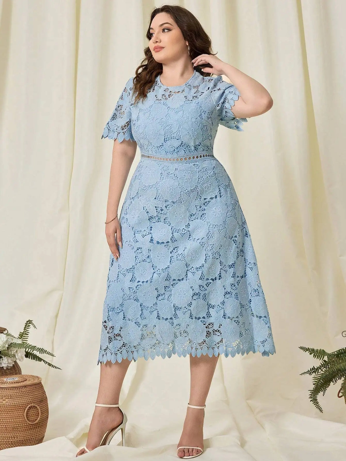 Plus Size Elegant Lace Waist Cinched Midi Dress For Summer Wedding Guest