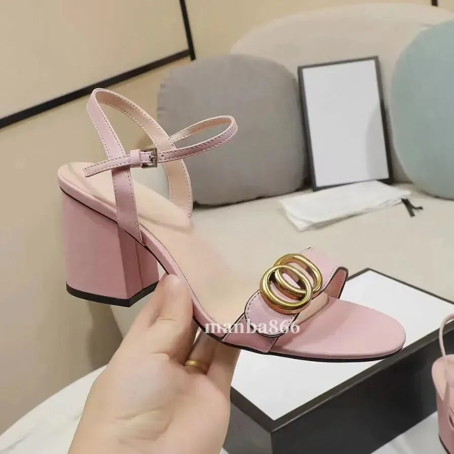 2025 Luxury Designer Sandals High Mid Low Heels Female Sandale Womens Fashion Luxe Leather Casual Summer Shoes Slides Slippers P