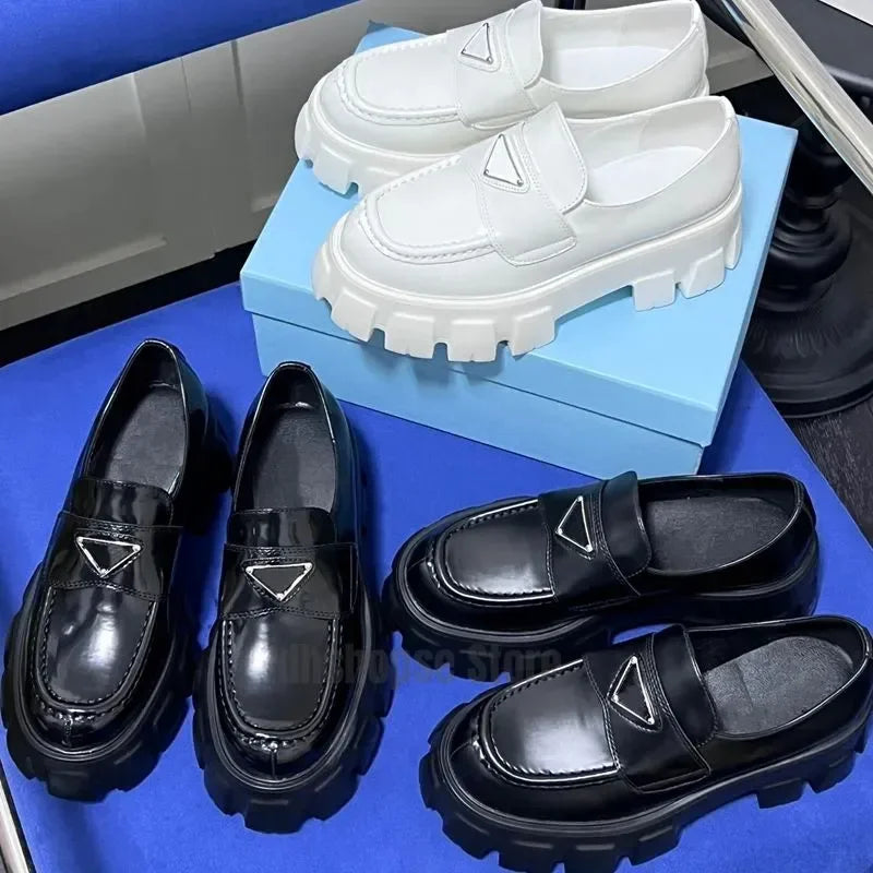 Designer Loafers Shoes Men Women Soft Cowhide Platform Sneakers Thick Bottom Shoe P Rubber Black Shiny Leather Chunky Round Head