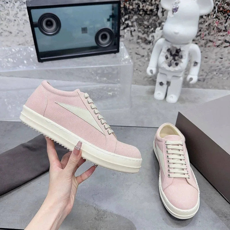 2026 Unisex Thick Sole Leather Sneakers Black White Lace-Up Dark Street Style High Fashion Casual Skate Shoes Premium Quality