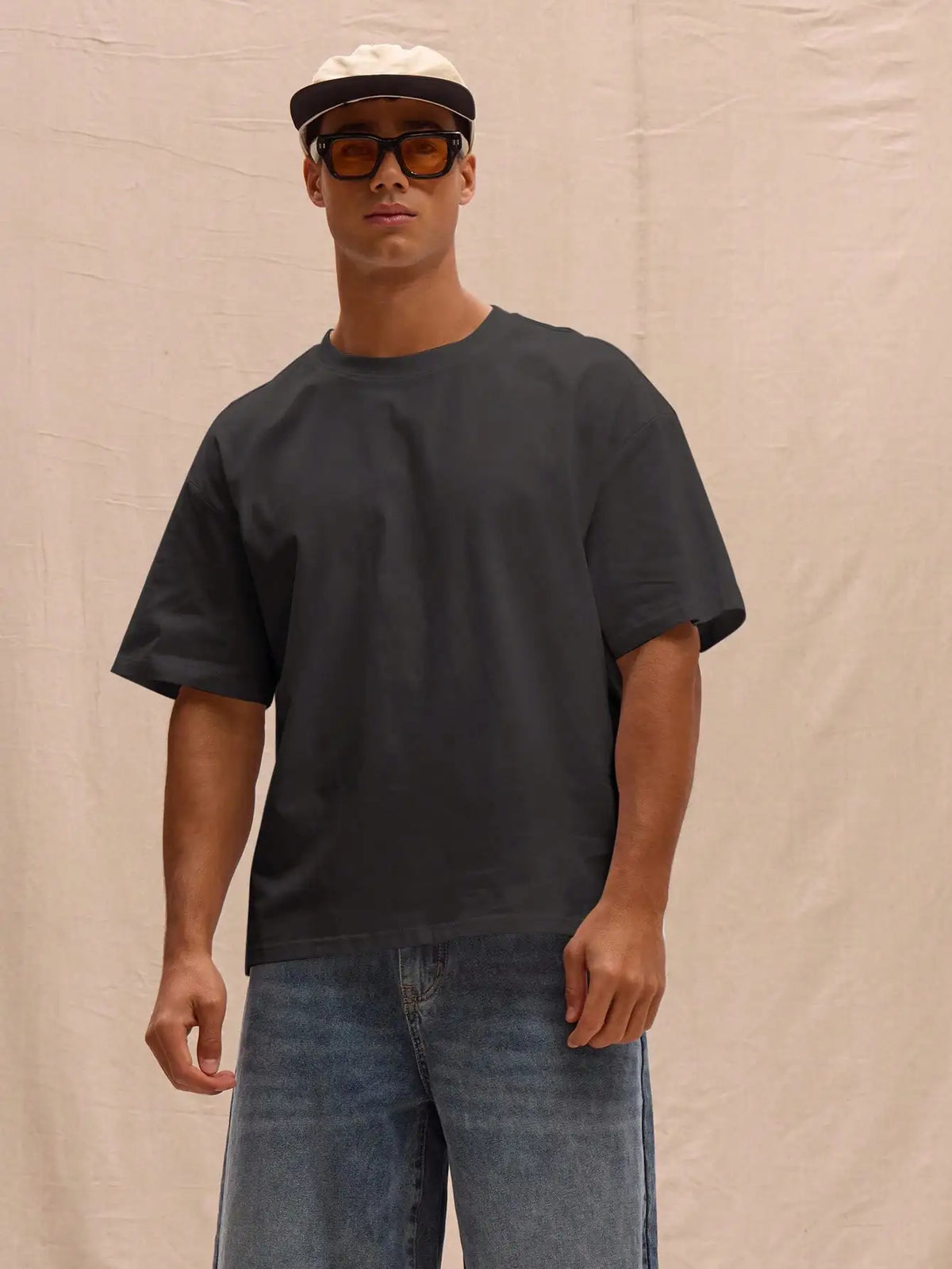 Oversized Boxy Fit White T-Shirt for Spring Summer Street Style Casual Wear