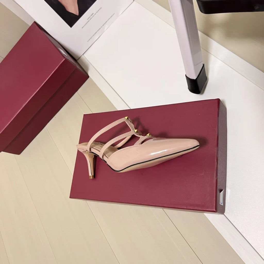 Women's shoes with rivets, high-heeled shoes, thin and tailored shoes, summer sexy pointed toe T-shirt with back empty slippers