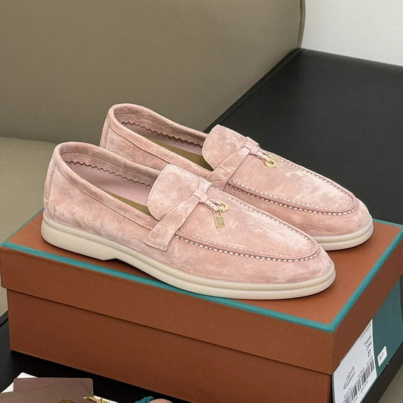 Designer Style 2026 New Classic British Style Loafers Fringed Metal Buckle One Pedal Flat Couple Shoes