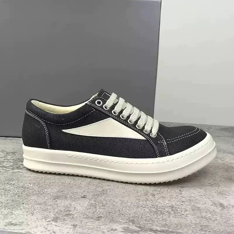 2026 Unisex Thick Sole Leather Sneakers Black White Lace-Up Dark Street Style High Fashion Casual Skate Shoes Premium Quality