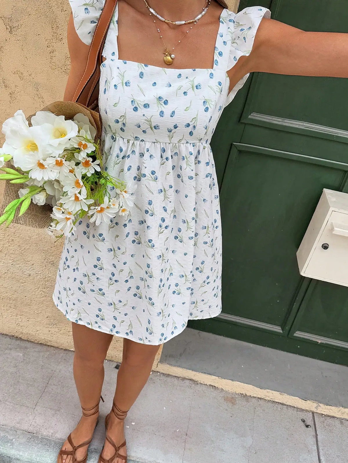 Women's Floral Mini Dress with Back Bow & Puff Sleeves, Square Neck, Summer Vacation Style