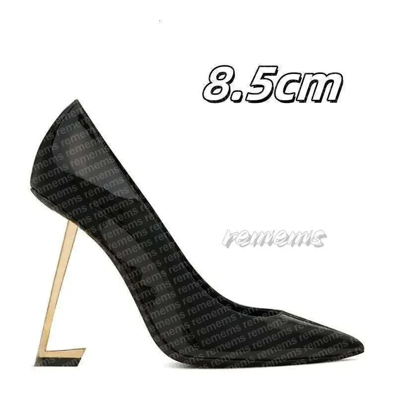 Designers' high heels, women's fishmouth, thin slippers, letters and empty high-heeled sandals, pointed shoes. size 35-41 000