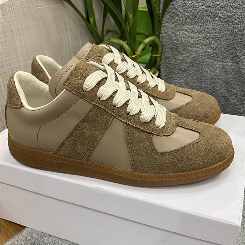 Suede Leather Patchwork Casual Shoes Women Round Toe Lace Up Flats Training Shoes Autumn Sneakers Comforatble Couple Shoes