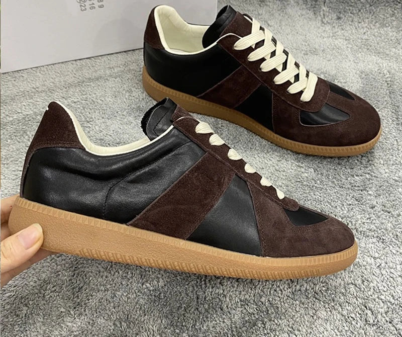 Suede Leather Patchwork Casual Shoes Women Round Toe Lace Up Flats Training Shoes Autumn Sneakers Comforatble Couple Shoes