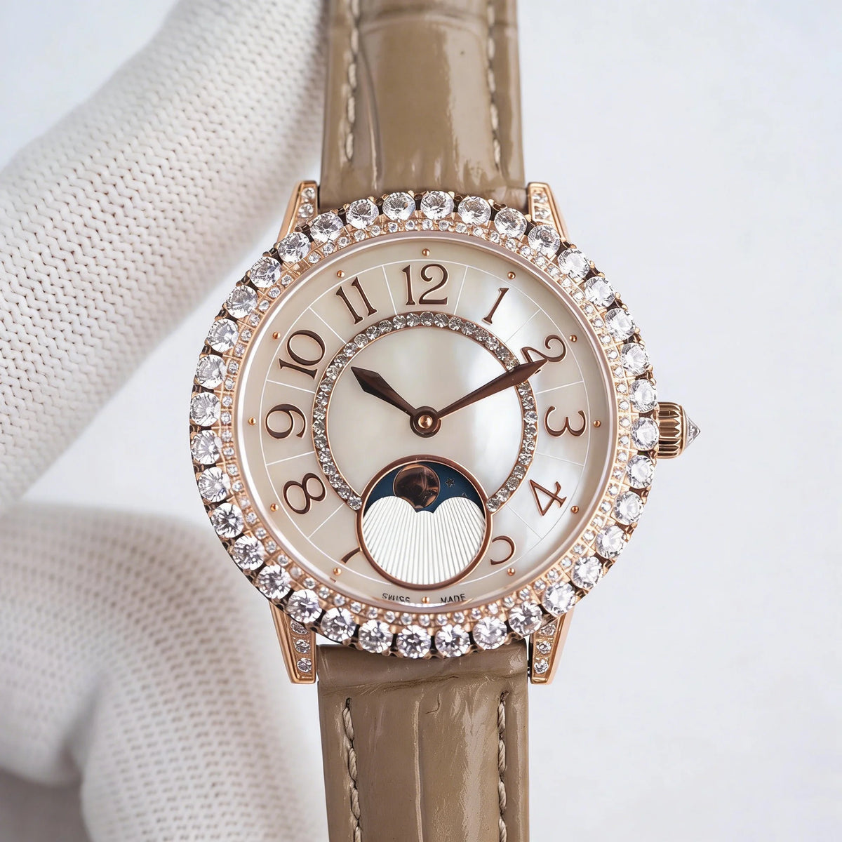 Customized luxury women's watch, 34mm diameter, imported calfskin strap, 898A1 automatic winding movement