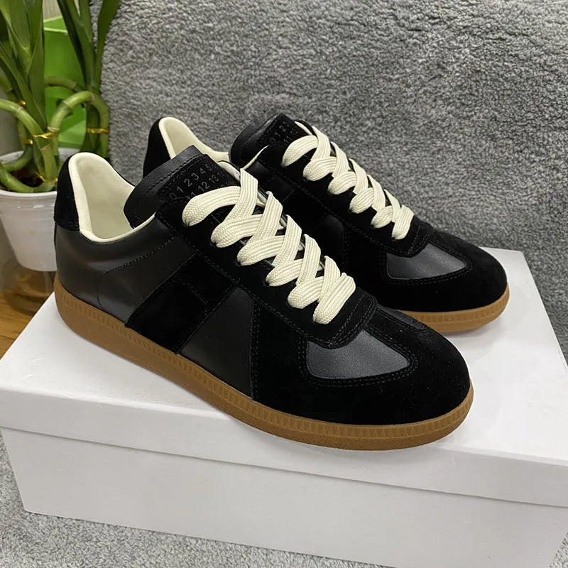 Suede Leather Patchwork Casual Shoes Women Round Toe Lace Up Flats Training Shoes Autumn Sneakers Comforatble Couple Shoes