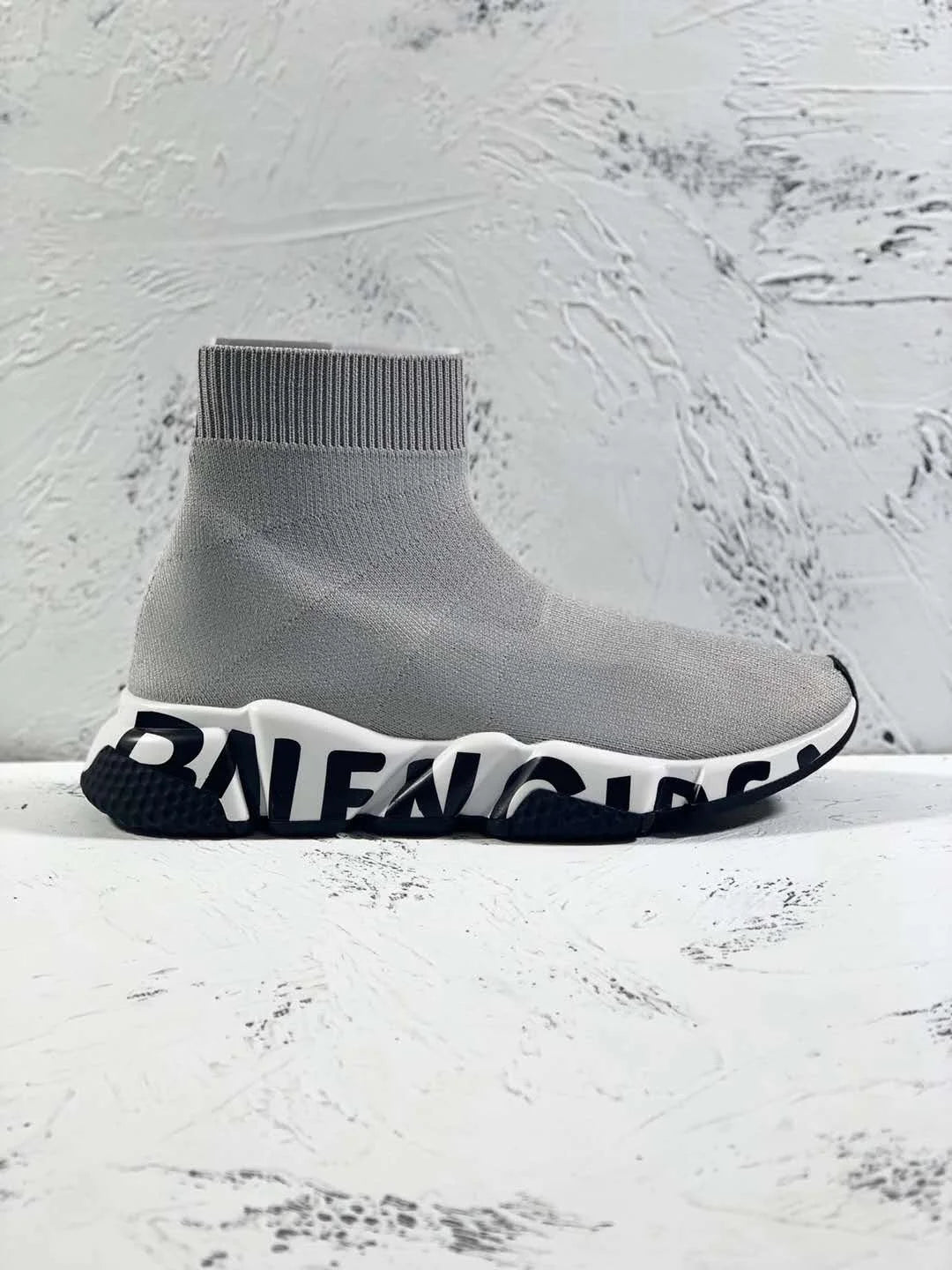 2026 New 2.0ss Knitted Letter Printing Men's and Women's High-top Socks Shoes Elastic Couple Socks Boots