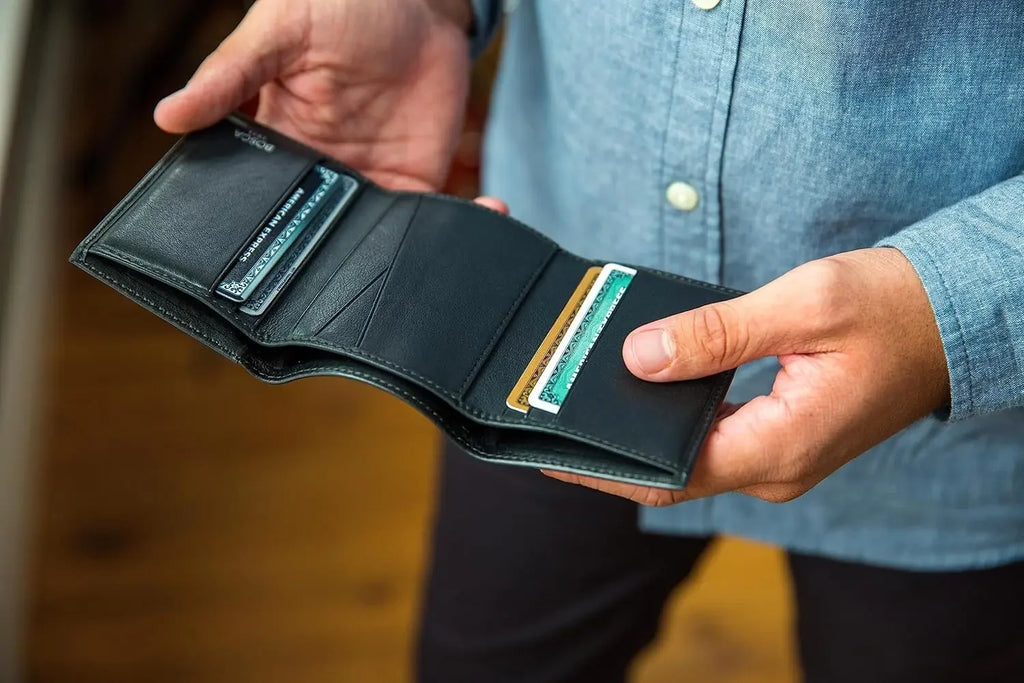 Men's Tri Fold Wallet With RFID Blocking, Nappa Vitello Leather, ID Window, 5 Card Slots